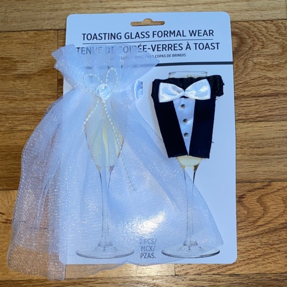 Toasting glass Formal wear